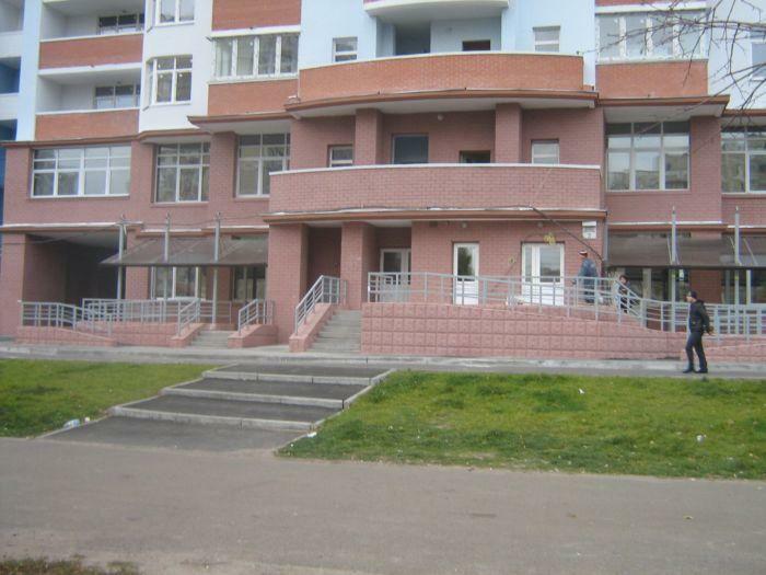 Киев, Марины Цветаевой ул., 3