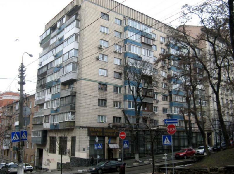 Київ, Золотоустівська вул., 4/20