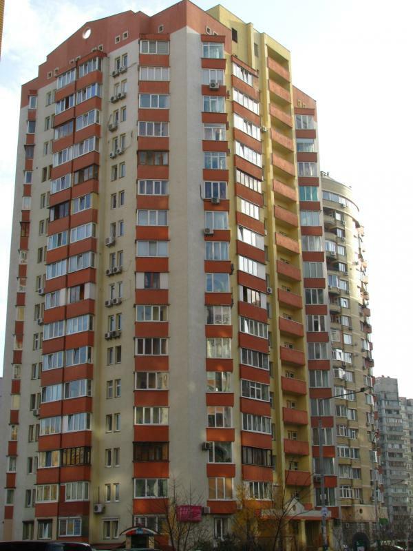 Киев, Урловская ул., 8А