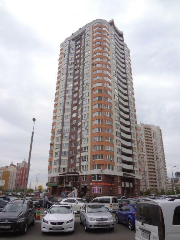 Киев, Урловская ул., 32/18