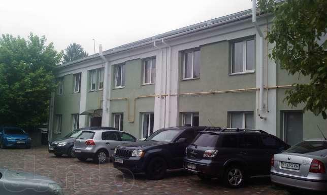 Киев, Тропинина ул., 4Б