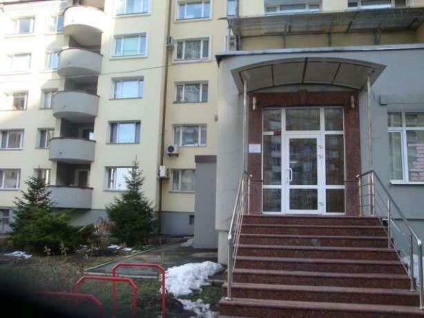Киев, Феодоры Пушиной ул., 8А