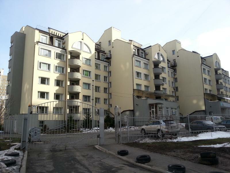 Киев, Феодоры Пушиной ул., 8А
