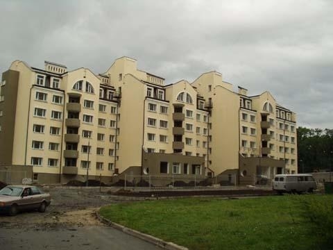 Киев, Феодоры Пушиной ул., 8А
