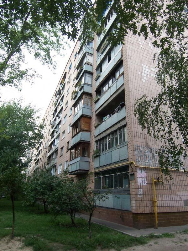 Киев, Тростянецкая ул., 97