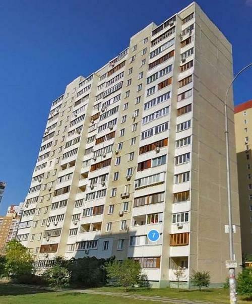 Київ, Урлівська вул., 7
