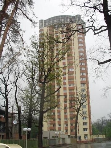 Киев, Феодоры Пушиной ул., 23
