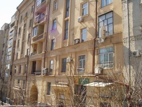 Продаж 3-кімнатної квартири 105 м², Тарасівська вул., 18