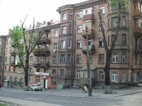 Київ, Татарська вул., 1В