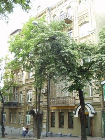 Киев, Михайловская ул., 19