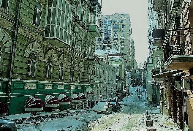 Киев, Михайловский пер., 17