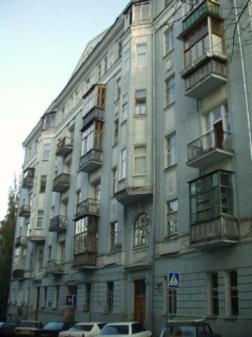 Киев, Михайловский пер., 9А