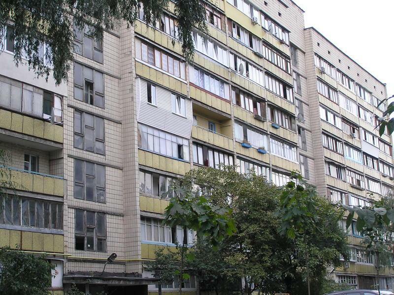 Київ, Котельникова вул., 3