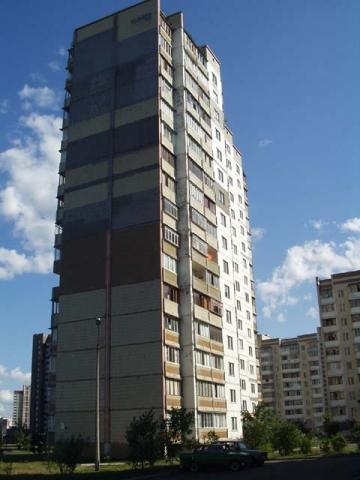 Киев, Милославская ул., 21