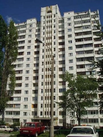 Київ, Миропільська вул., 13