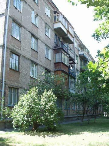 Киев, Метростроевская ул., 6