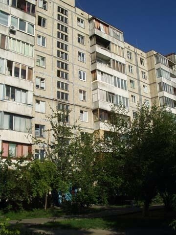 Киев, Академика Курчатова ул., 11А