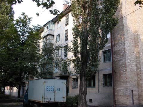 Киев, Михаила Донца ул., 19А