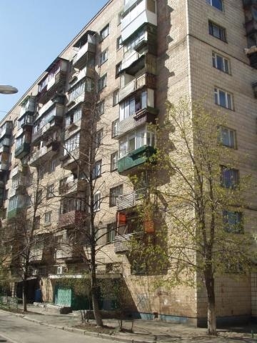 Київ, Митрополита Василя Липковського вул., 39