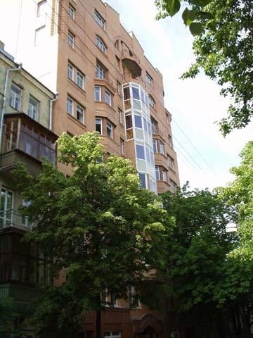 Київ, Обсерваторна вул., 7