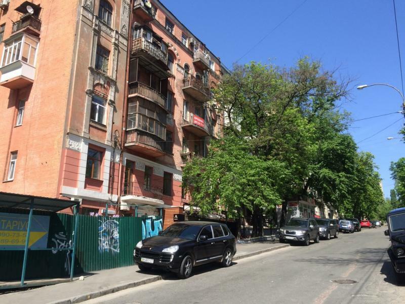 Киев, Паньковская ул., 20