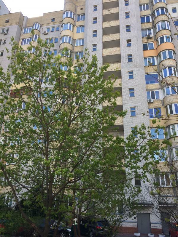 Продаж 3-кімнатної квартири 115 м², Відпочинку вул., 10