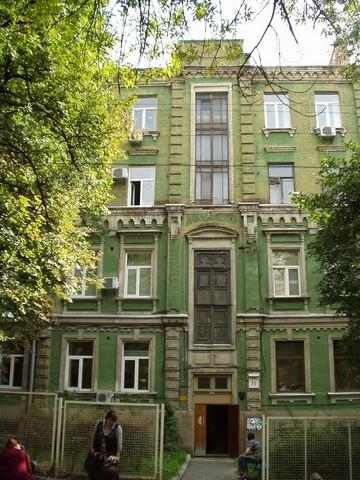 Київ, Паньковська вул., 25