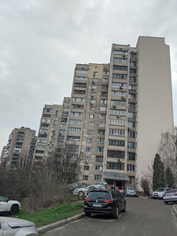 Киев, Петра Радченко ул., 4