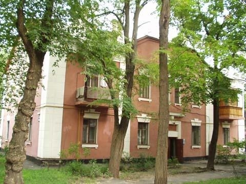 Київ, Юрія Литвинського вул., 64/16