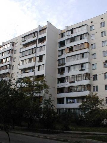 Киев, Героев Днепра ул., 40А