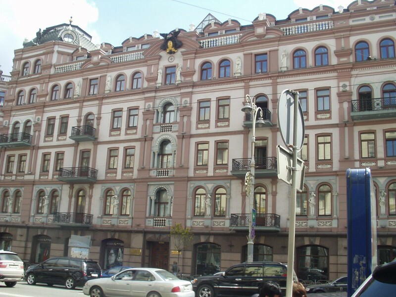 Киев, Рогнединская ул., 2/15