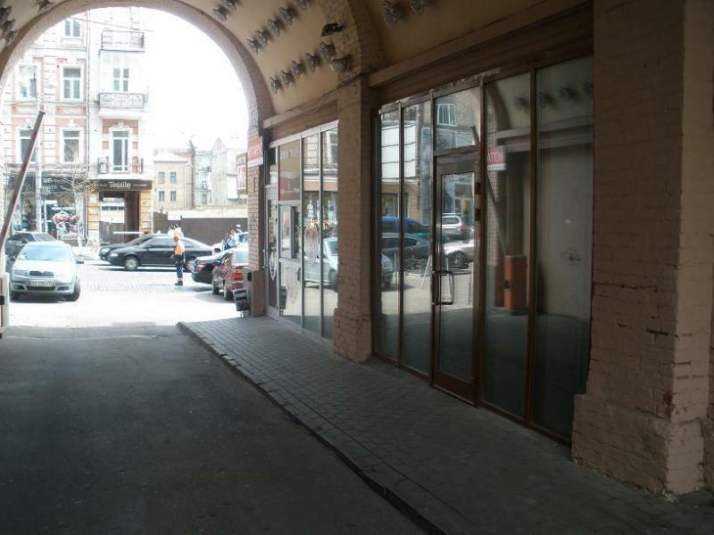 Киев, Большая Васильковская ул., 36