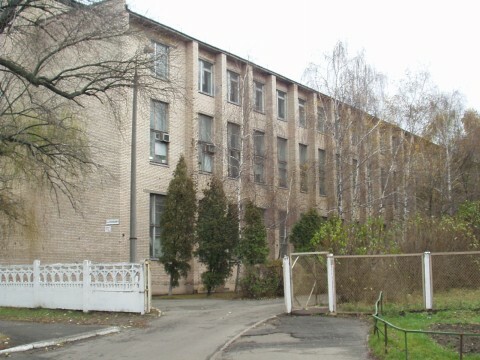 Київ, Куренівський пров., 4