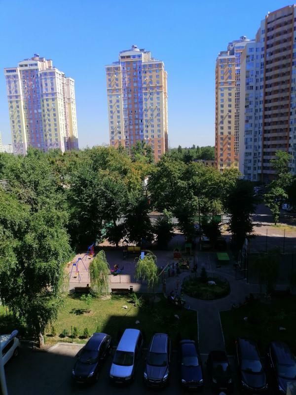 Київ, Верховної Ради бул., 36