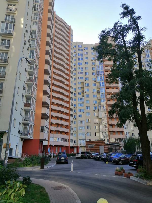 Київ, Верховної Ради бул., 36