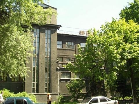 Київ, Леонтовича вул., 9