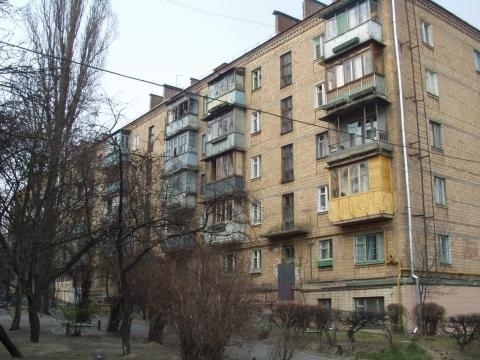 Киев, Краснопольская ул., 23/17