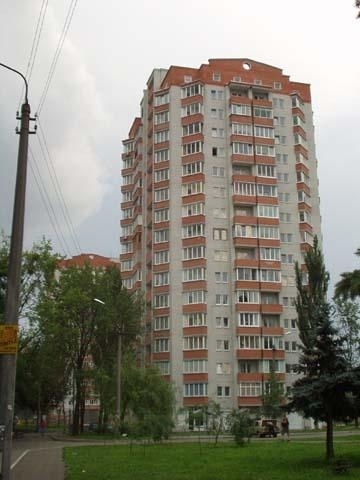 Киев, Красноткацкая ул., 18Б