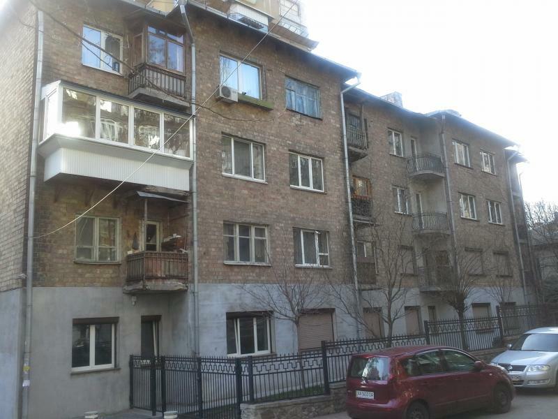 Киев, Кропивницкого ул., 3