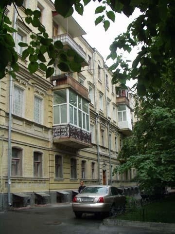 Киев, Круглоуниверситетская ул., 22