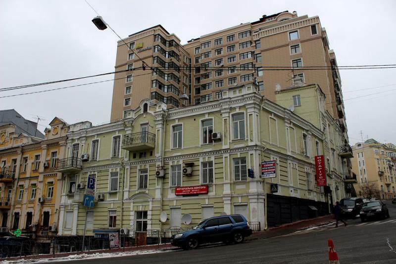 Киев, Бессарабская пл., 9/1