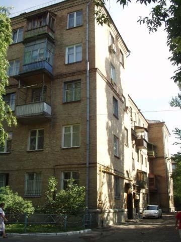 Киев, Бастионная ул., 14А