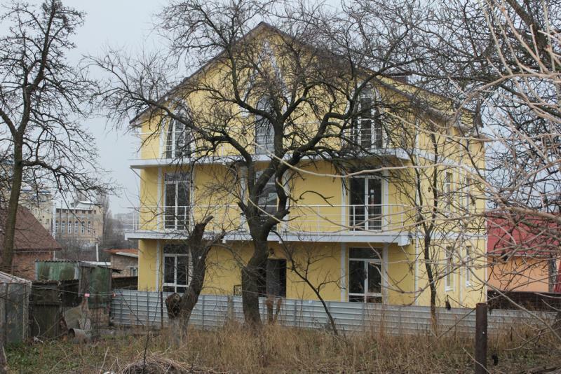 Киев, Белицкая ул., 64