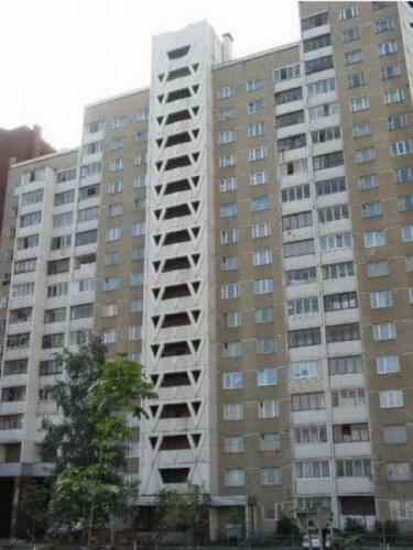 Киев, Академика Заболотного ул., 88