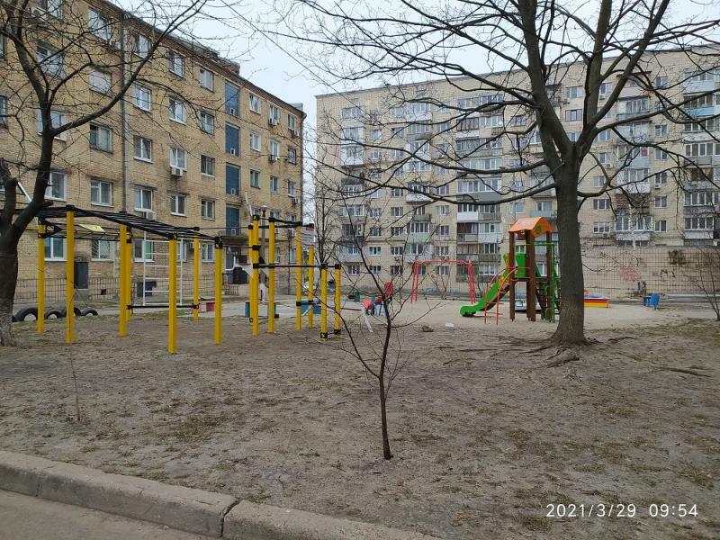 Київ, Академіка Заболотного вул., 136