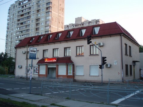 Київ, Автозаводська вул., 83
