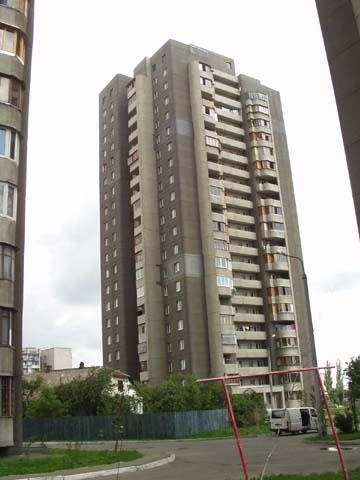 Киев, Азербайджанская ул., 16/3