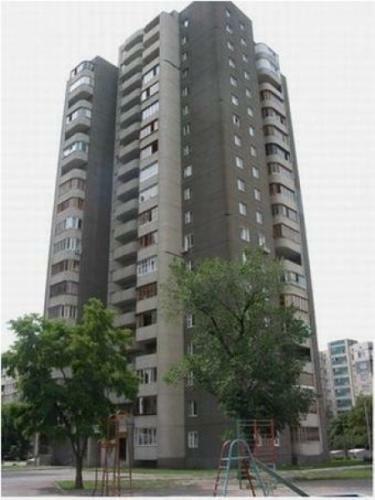 Київ, Азербайджанська вул., 16/4