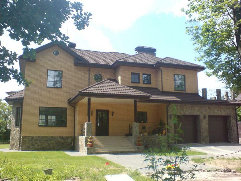 Киев, Лесозащитная ул., 1