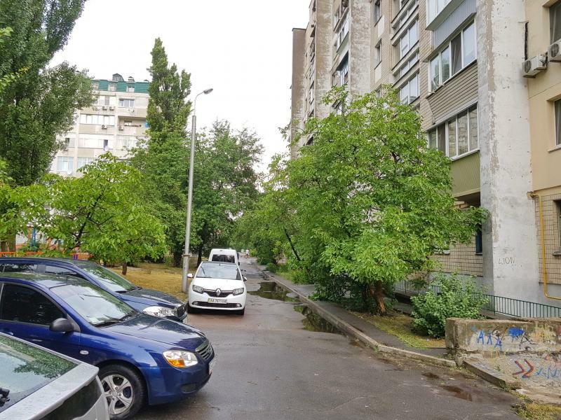 Киев, Лобачевского пер., 2